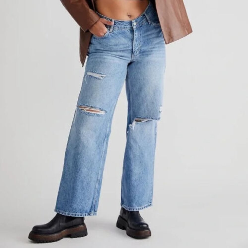 Free People curvy fever pitch boyfriend Jeans Size 33 Denim Blue - Picture 3 of 10